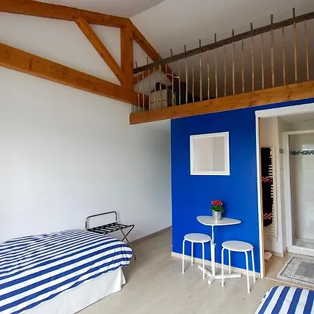 Des 2 Chenes Holiday home Bessenay